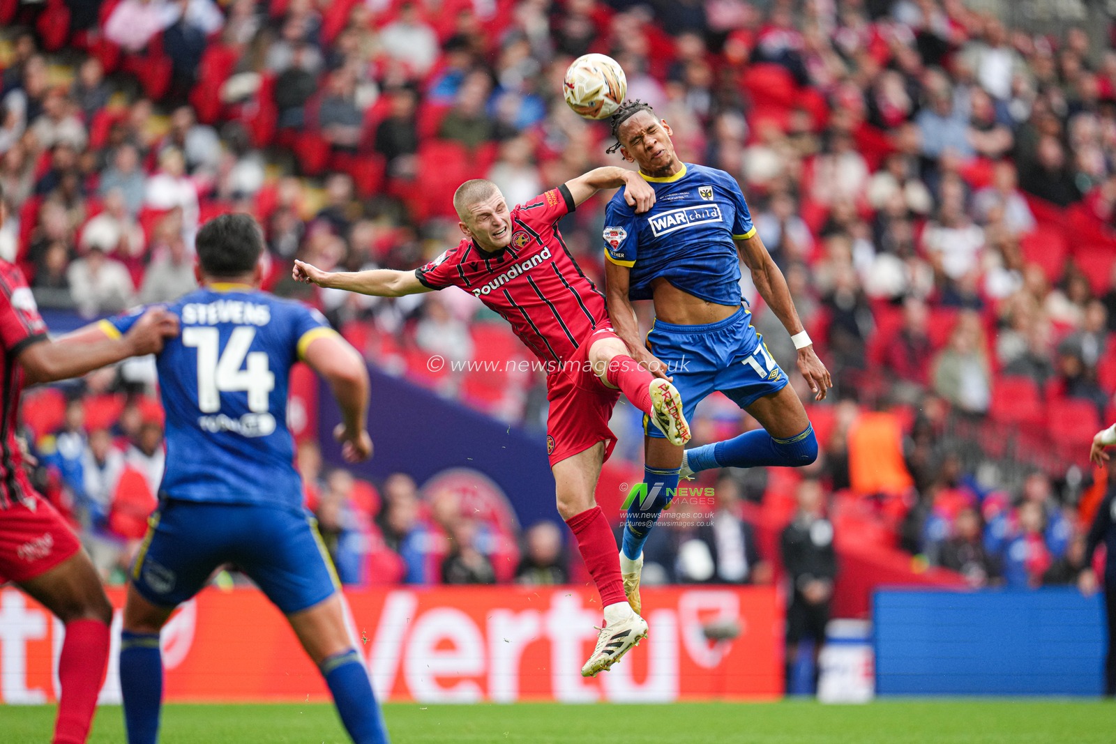 Alistair Smith of AFC Wimbledon wins header during the Sky Bet League 2 Playoff Final match AFC Wimbledon vs Walsall at Wembley Stadium, London, United Kingdom, 26th May 2025

(Photo by Harvey Murphy/News Images)