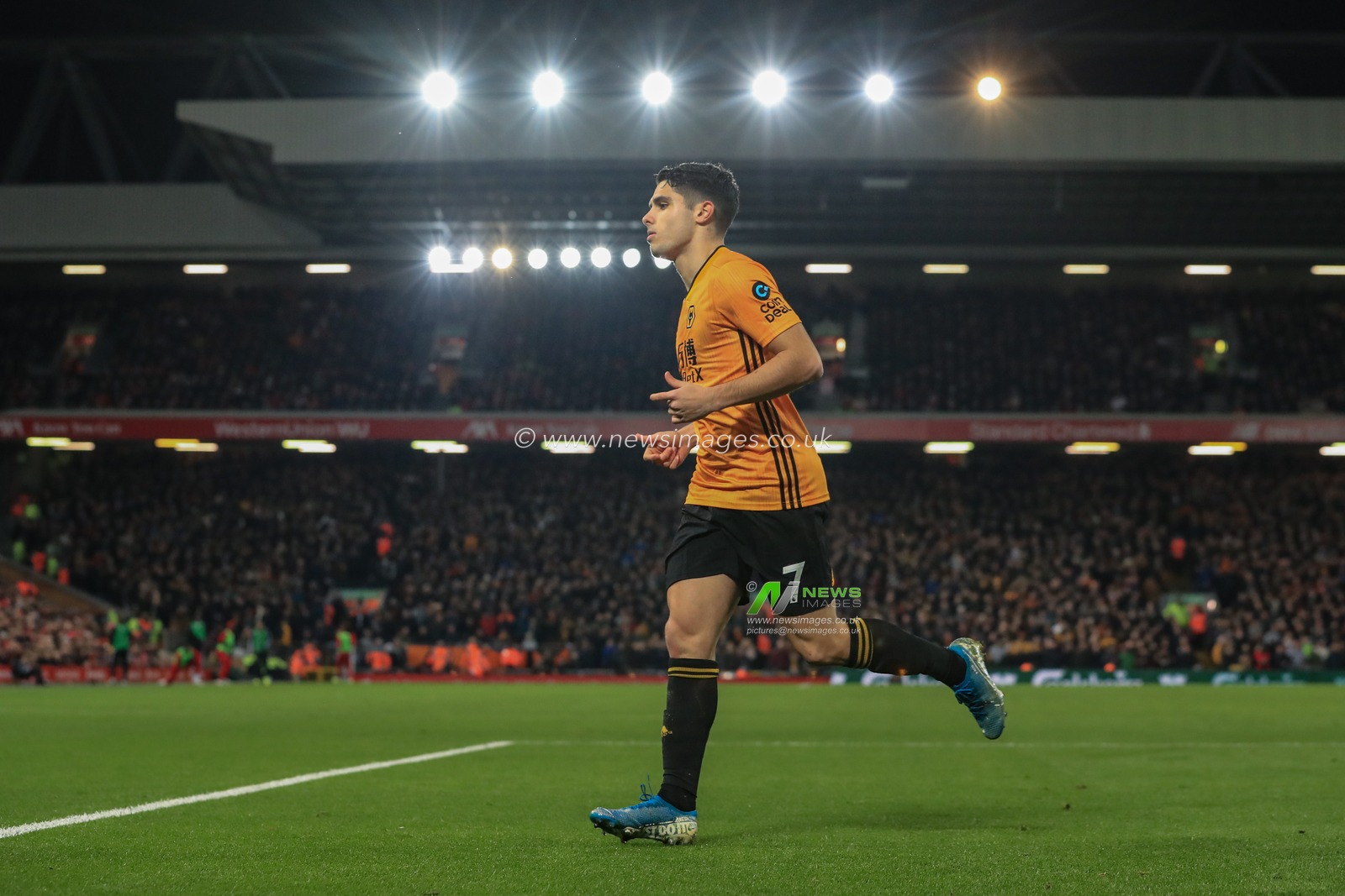 29th December 2019, Anfield, Liverpool, England; Premier League, Liverpool v Wolverhampton Wanderers : Pedro Neto (7) of Wolverhampton Wanderers during the game


Credit: Mark Cosgrove/News Images