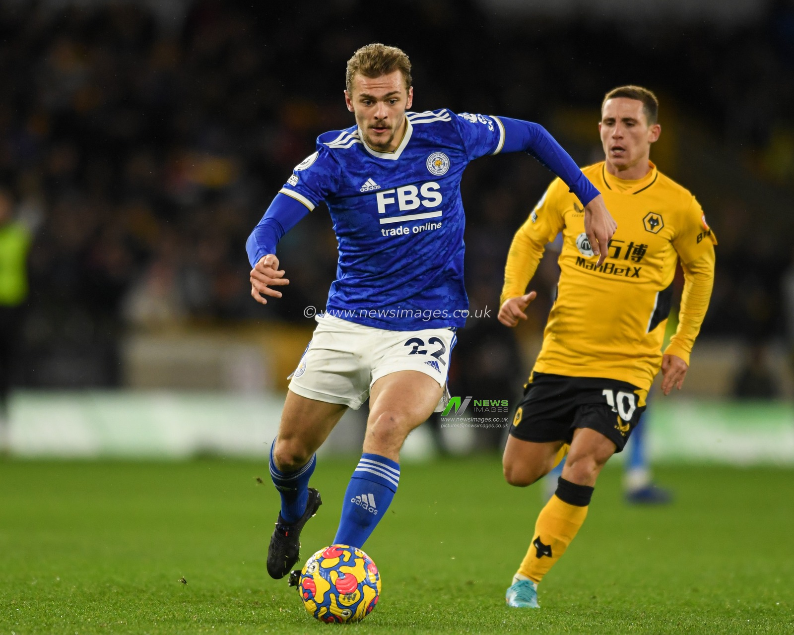 Kiernan Dewsbury-Hall #22 of Leicester City runs forward with the ball