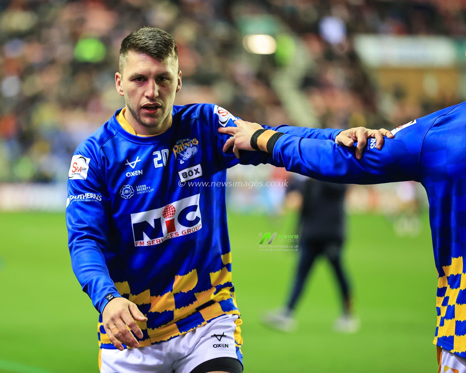 Morgan Gannon #21 of Leeds Rhinos during pre match warm up