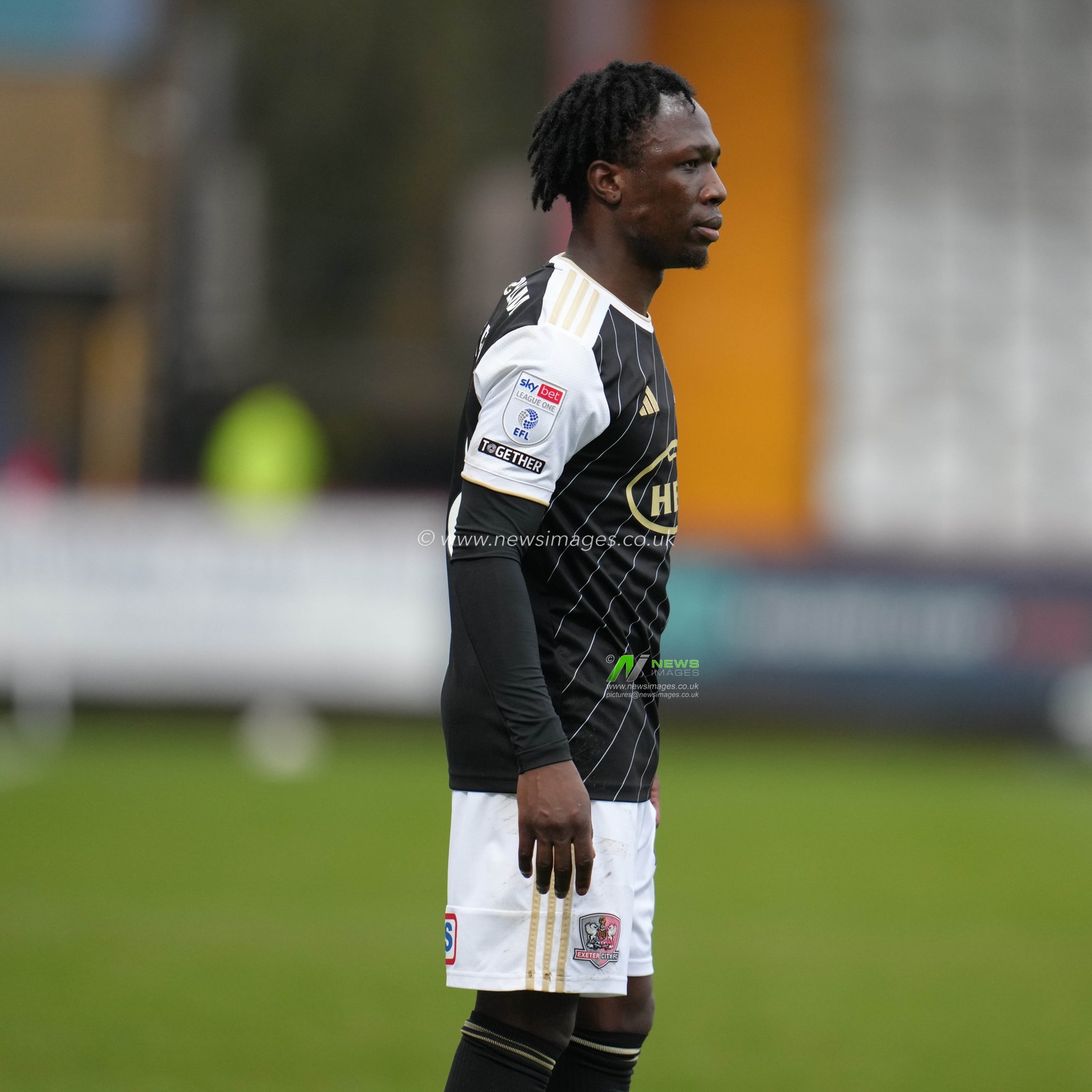 Vincent Harper of Exeter City in action during the Sky Bet League 1 match Stevenage vs Exeter City at Lamex Stadium, Stevenage, United Kingdom, 1st February 2025

(Photo by Harvey Murphy/News Images)