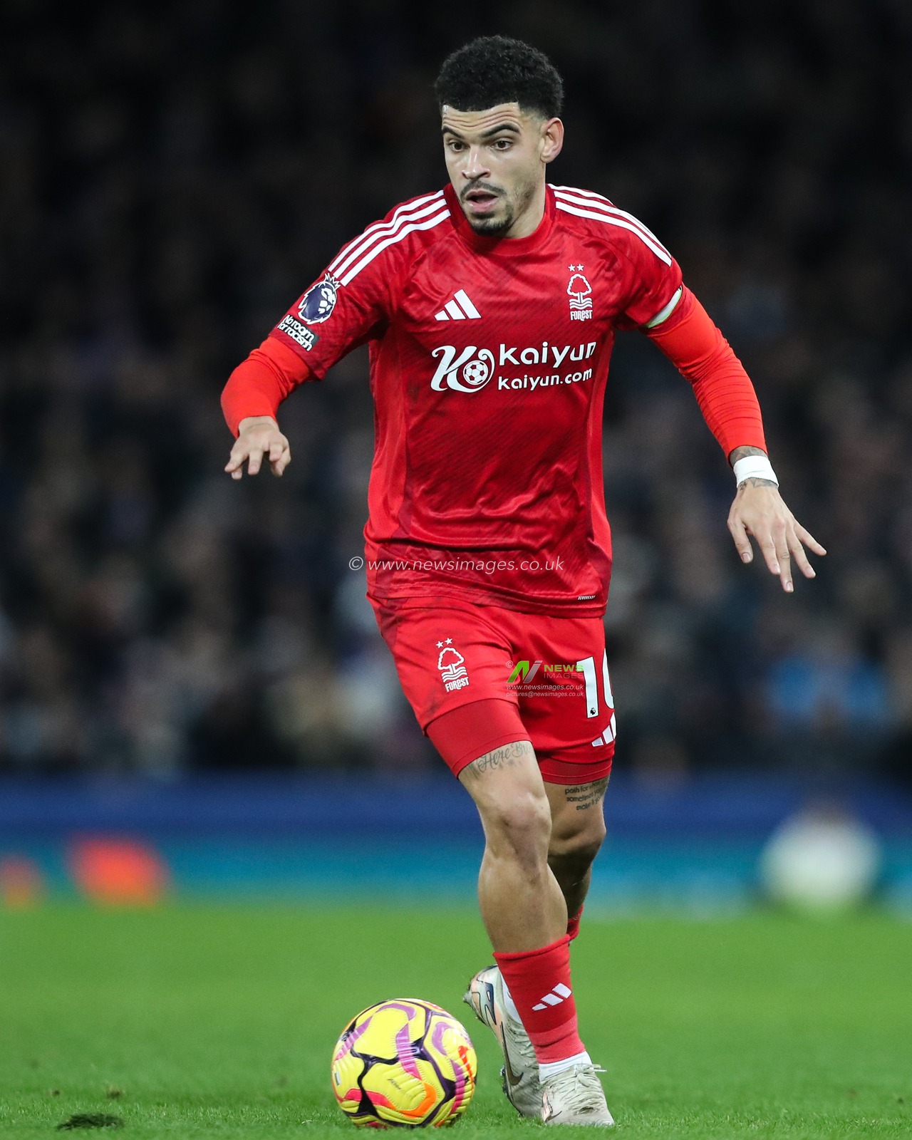 Morgan Gibbs-White of Nottingham Forest in action during the Premier League match Everton vs Nottingham Forest at Goodison Park, Liverpool, United Kingdom, 29th December 2024

(Photo by Gareth Evans/News Images)