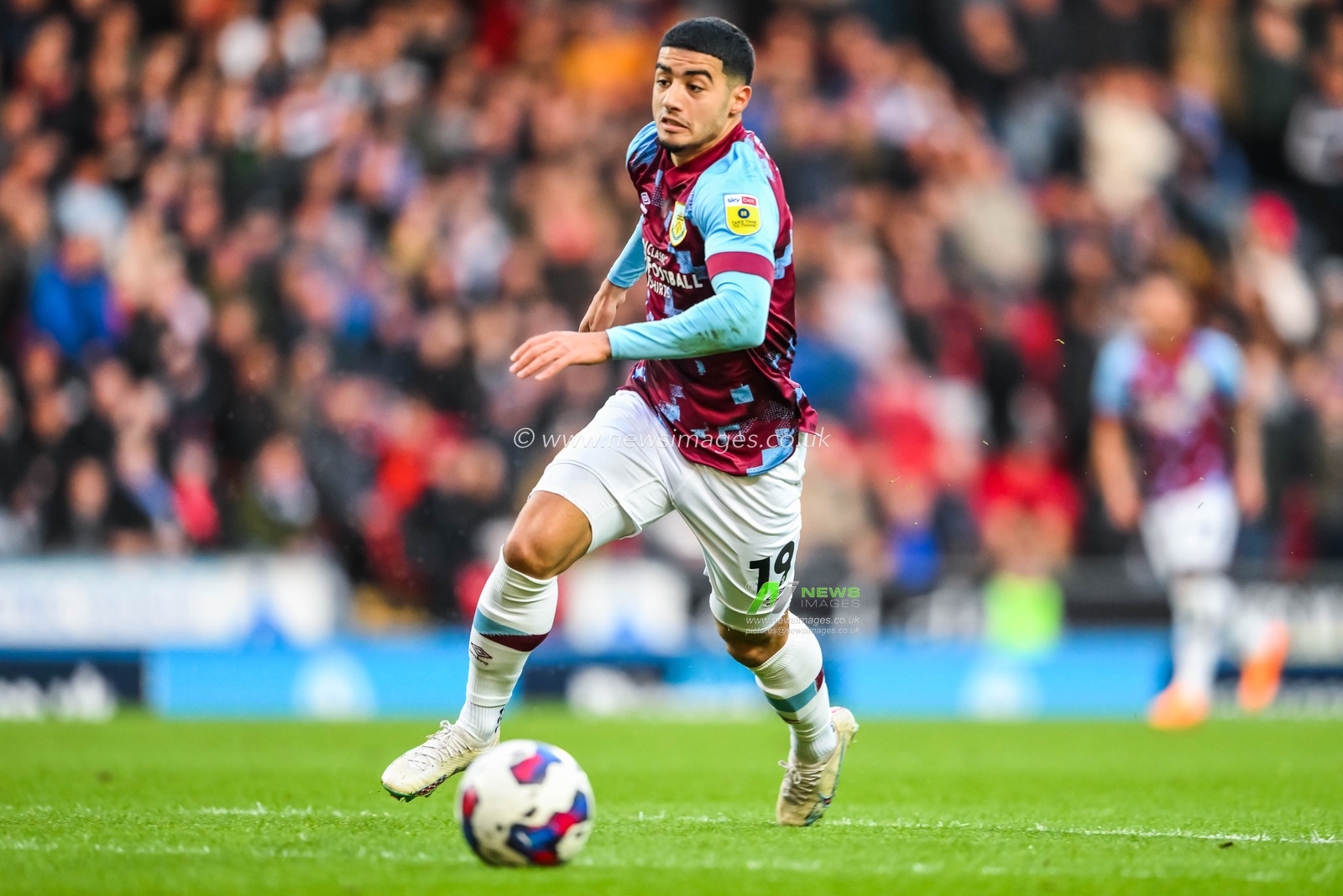 Anass Zaroury #19 of Burnley makes a break with the ball  during the Sky Bet Championship match Blackburn Rovers vs Burnley at Ewood Park, Blackburn, United Kingdom, 25th April 2023

(Photo by Craig Thomas/News Images)