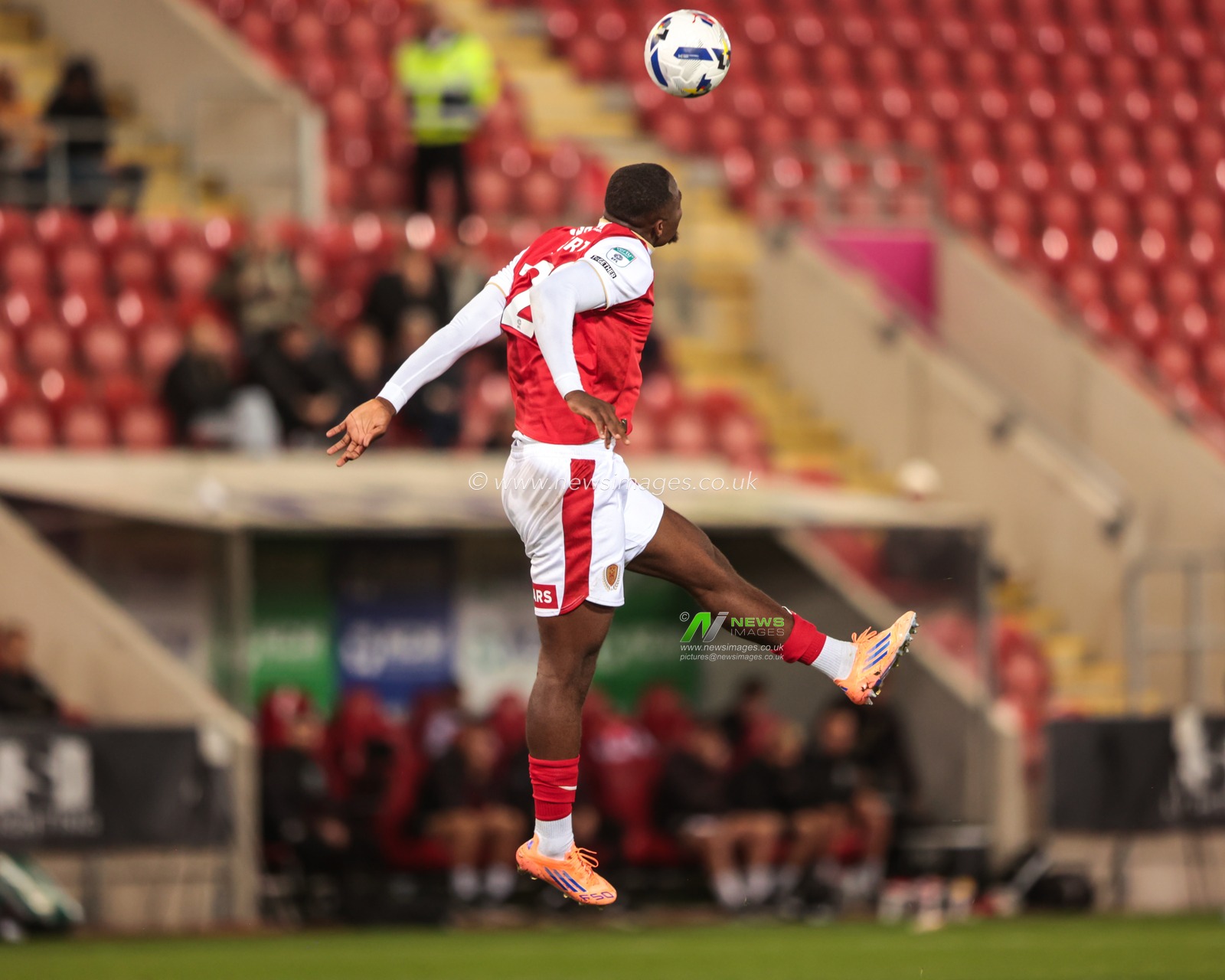Martin Sherif of Rotherham United during the The Vertu Trophy Northern Group E match Rotherham United vs Oldham Athletic at New York Stadium, Rotherham, United Kingdom, 7th October 2025

(Photo by Seth Rose/News Images)