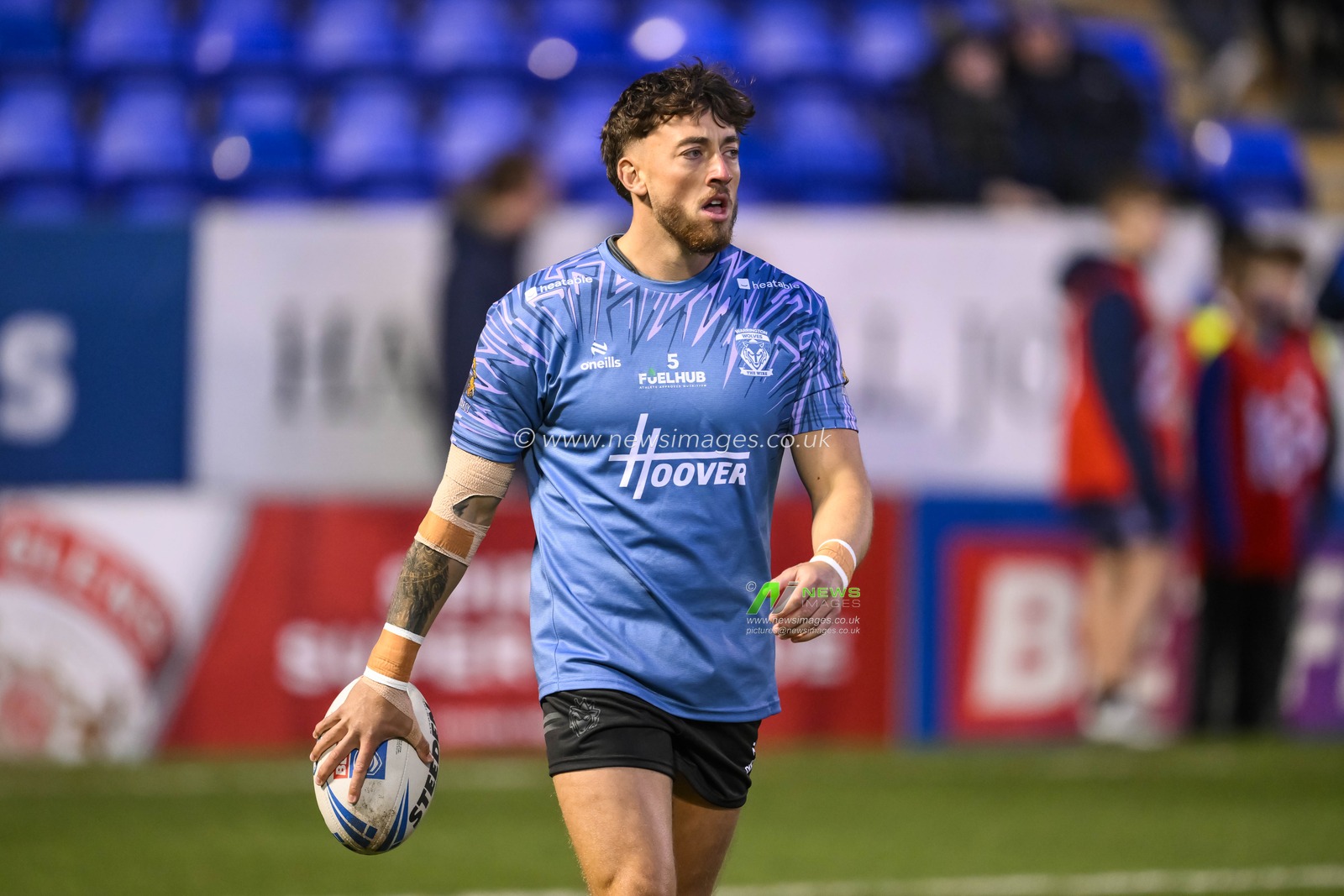 Matty Ashton of Warrington Wolves during pre match warm up ahead of Toby King's Testimonial match Warrington Wolves vs Leigh Leopards at Halliwell Jones Stadium, Warrington, United Kingdom, 1st February 2025

(Photo by Craig Thomas/News Images)