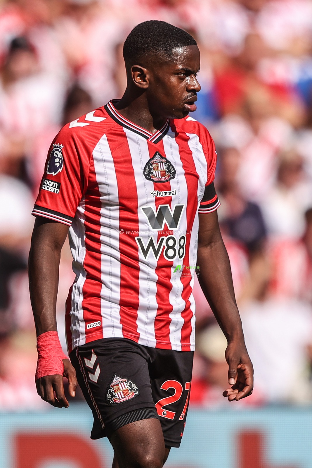 Noah Sadiki of Sunderland during the Premier League match Sunderland vs West Ham United at Stadium Of Light, Sunderland, United Kingdom, 16th August 2025

(Photo by Alfie Cosgrove/News Images)