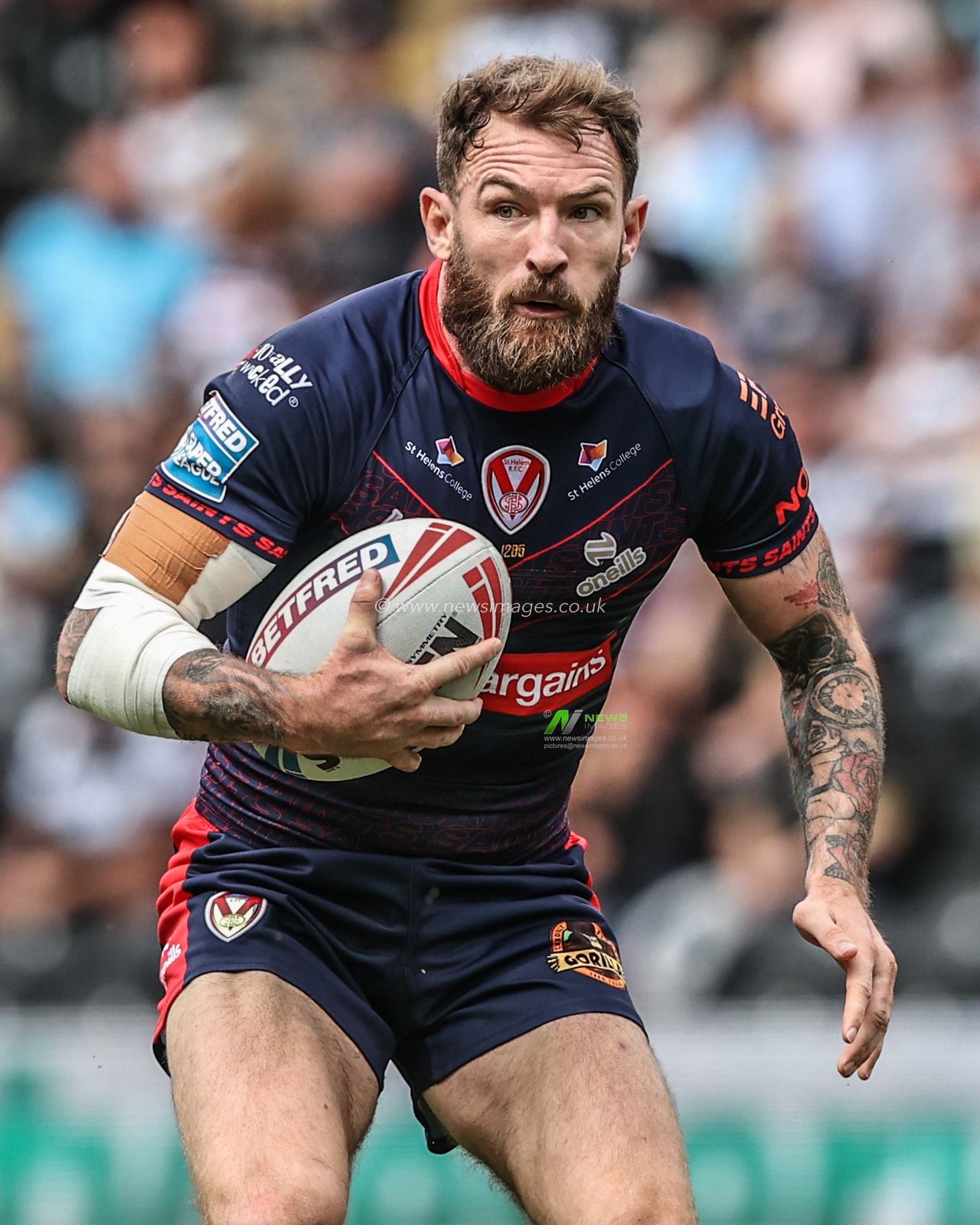 Daryl Clark of St. Helens during the Betfred Super League round 17 match Hull FC vs St Helens at MKM Stadium, Hull, United Kingdom, 5th July 2025

(Photo by Alfie Cosgrove/News Images)