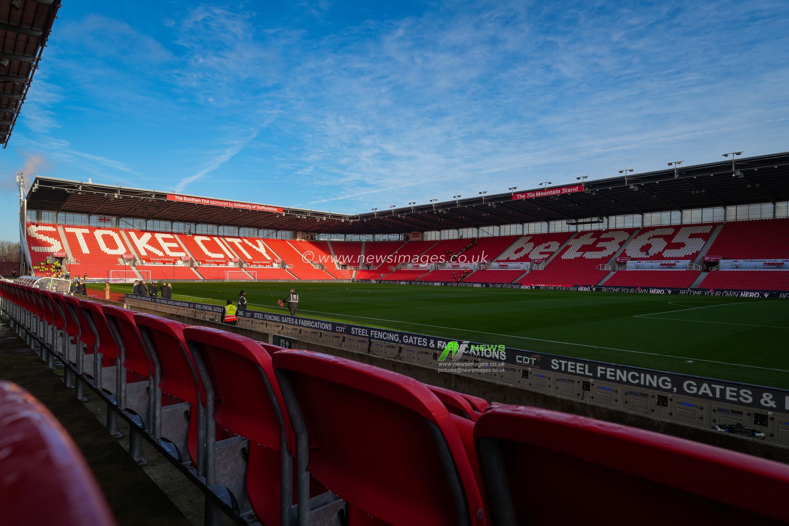 A stadium shot showing the pitch during the Sky Bet Championship match Stoke City vs Swansea City at Bet365 Stadium, Stoke-on-Trent, United Kingdom, 13th December 2025

(Photo by Maynard Manyowa/News Images)

*** GER AUT SUI OUT ***
