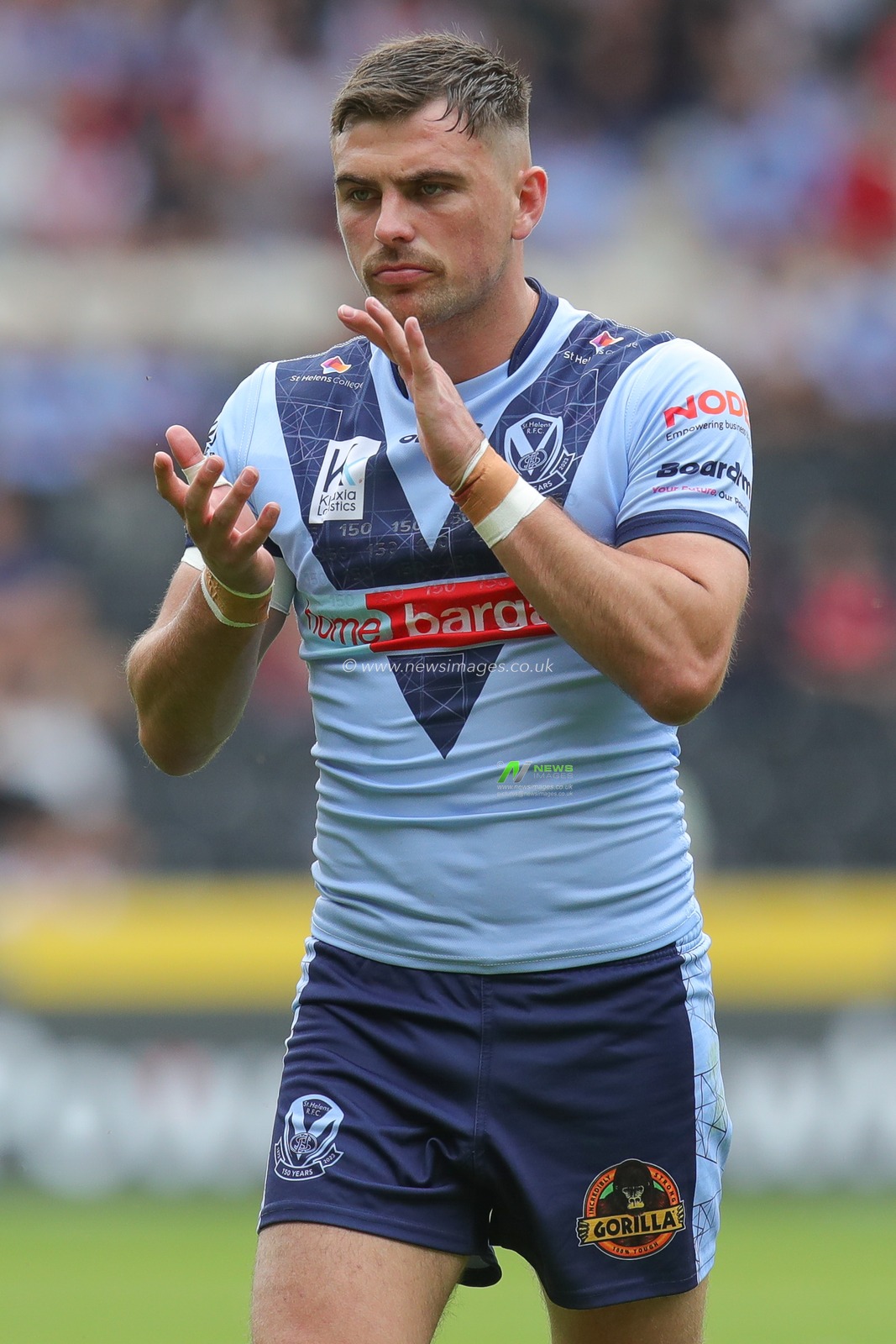 Lewis Dodd #7 of St Helens claps his hands and applauds the supporters during the Betfred Challenge Cup match Hull FC vs St Helens at MKM Stadium, Hull, United Kingdom, 17th June 2023

(Photo by James Heaton/News Images)