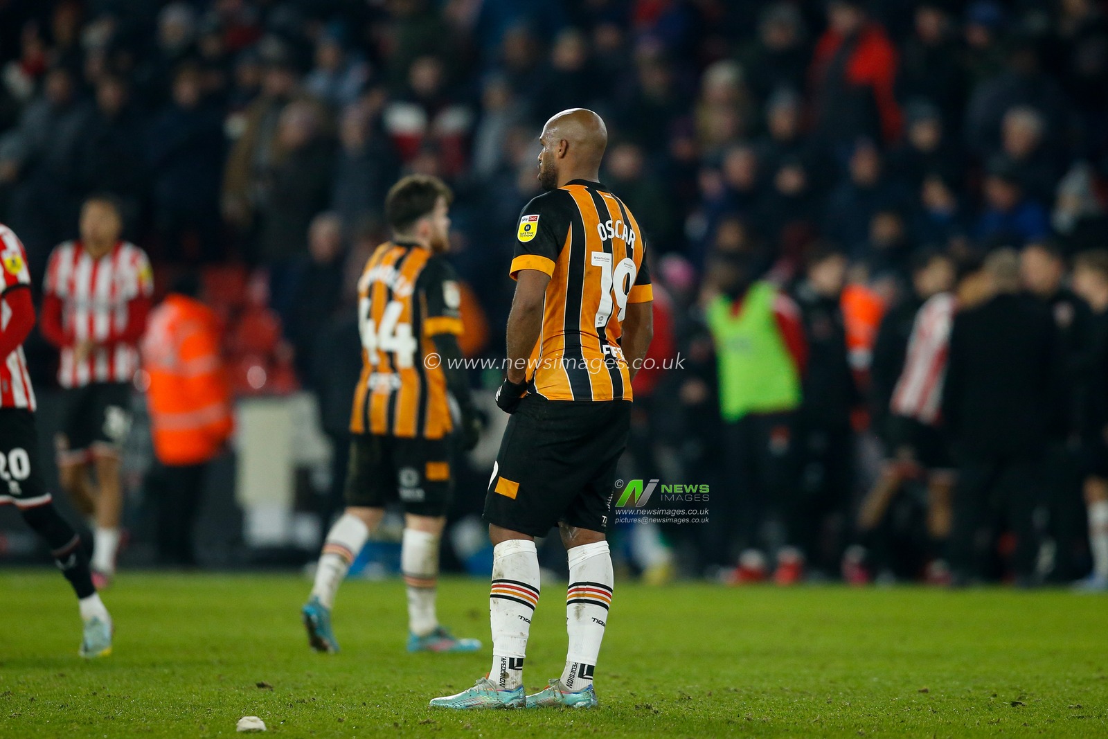 Ã“scar EstupiÃ±Ã¡n #19 of Hull City looking dejected after the Sky Bet Championship match Sheffield United vs Hull City at Bramall Lane, Sheffield, United Kingdom, 20th January 2023

(Photo by Ben Early/News Images)