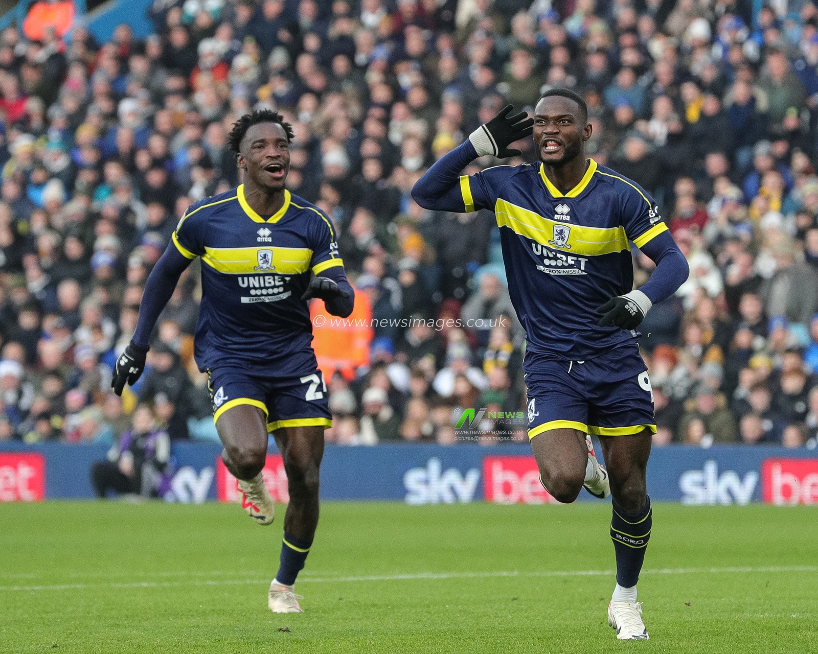 Emmanuel Latte Lath #9 of Middlesbrough celebrates his goal to make it 0-1 during the Sky Bet Championship match Leeds United vs Middlesbrough at Elland Road, Leeds, United Kingdom, 2nd December 2023

(Photo by James Heaton/News Images)