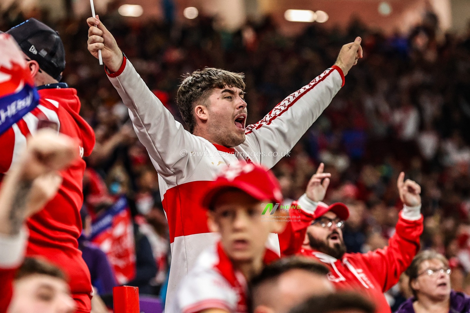Hull KR fans celebrate winning the Grand Final during the 2025 Betfred Super League Grand Final Hull KR v Wigan Warriors at Old Trafford, Manchester, United Kingdom, 11th October 2025

(Photo by Alfie Cosgrove/News Images)