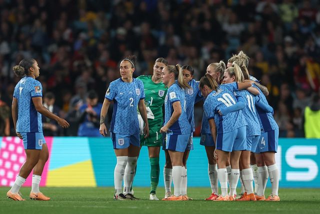 England have a team huddle before the second half starts during the FIFA Women's World Cup 2023 Final match Spain Women vs England Women at Stadium Australia, Sydney, Australia, 20th August 2023

(Photo by Patrick Hoelscher/News Images)