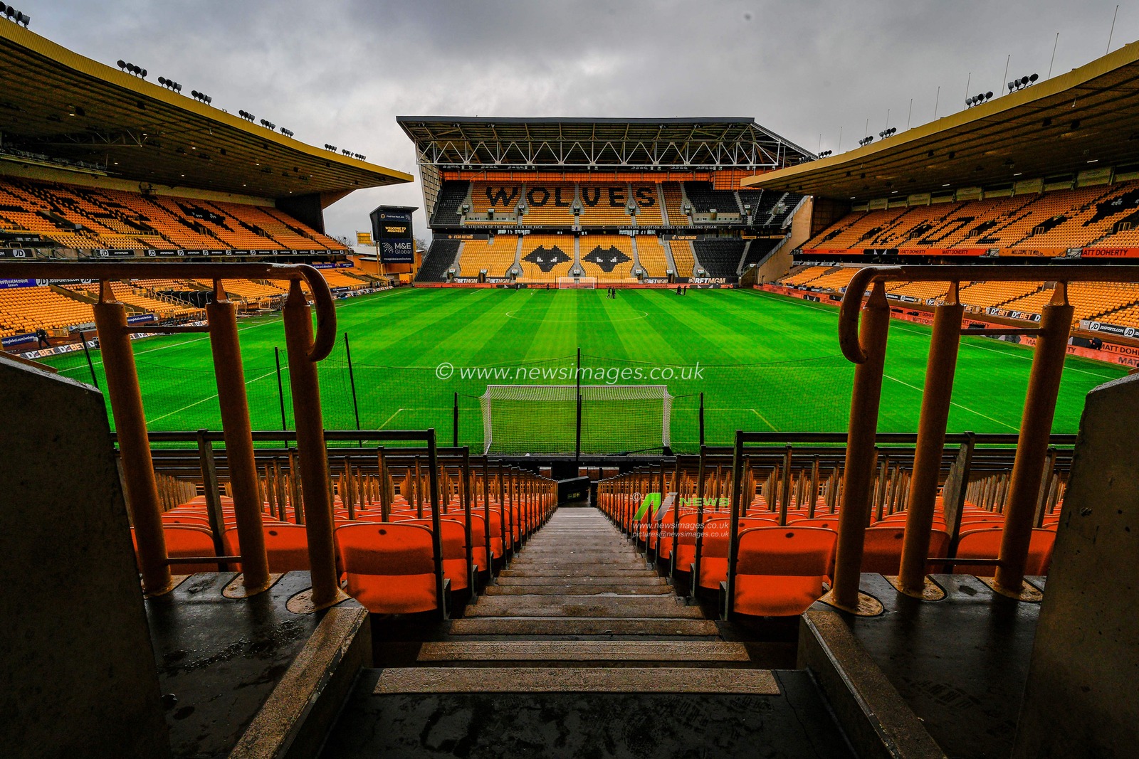 A general view of the pitch and stands during the Premier League match Wolverhampton Wanderers vs Chelsea at Molineux, Wolverhampton, United Kingdom on 07 February 2026

(Photo by Maynard Manyowa/News Images)