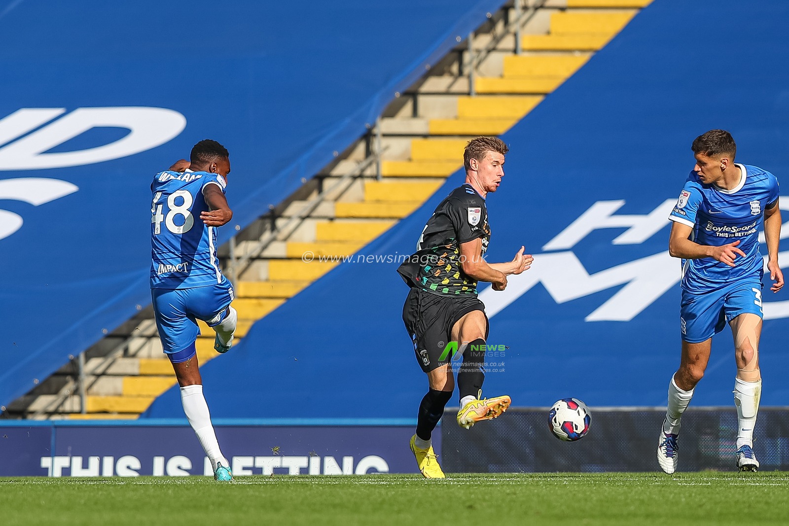 Josh Williams #48 of Birmingham City has a shot at goal during the Sky Bet Championship match Birmingham City vs Coventry City at St Andrews, Birmingham, United Kingdom, 17th September 2022

(Photo by Gareth Evans/News Images)