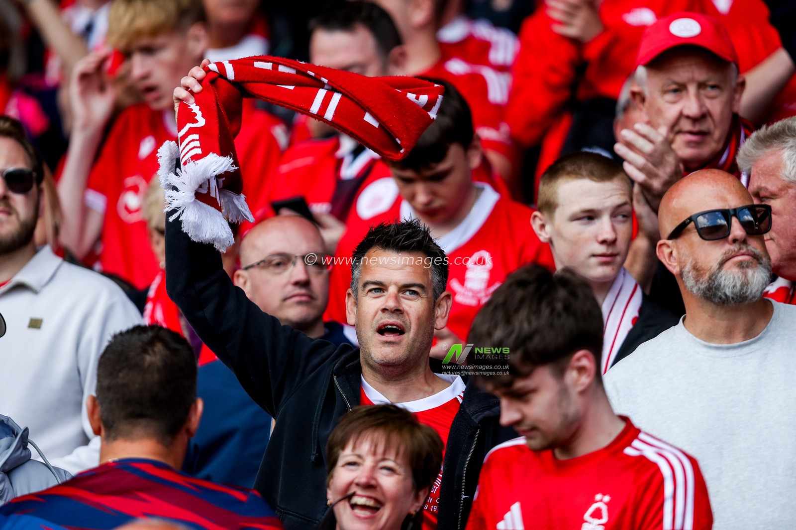 Nottingham Forest fans enjoy the pre-match atmosphere prior to the Premier League match Nottingham Forest vs Chelsea at City Ground, Nottingham, United Kingdom, 25th May 2025

(Photo by Izzy Poles/News Images)