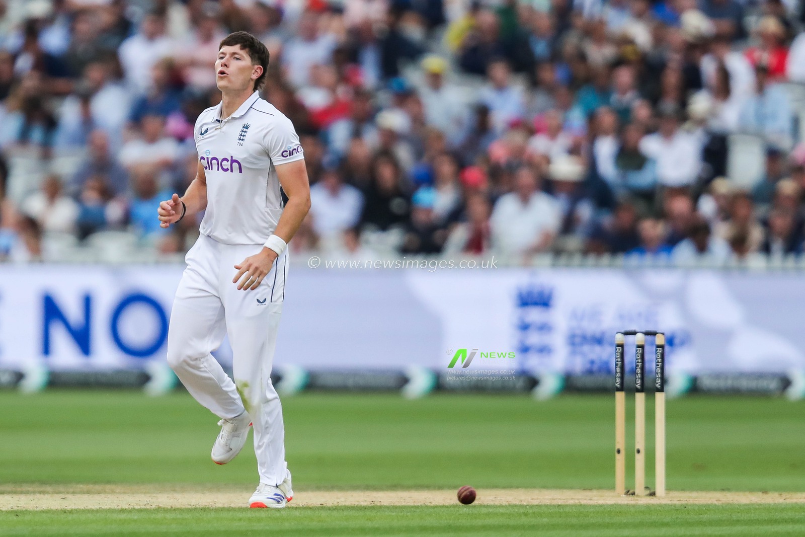 Matthew Potts of England reacts during England v Sri Lanka 2nd Rothesay Test Match Day 3 at Lords, London, United Kingdom, 31st August 2024

(Photo by Izzy Poles/News Images)