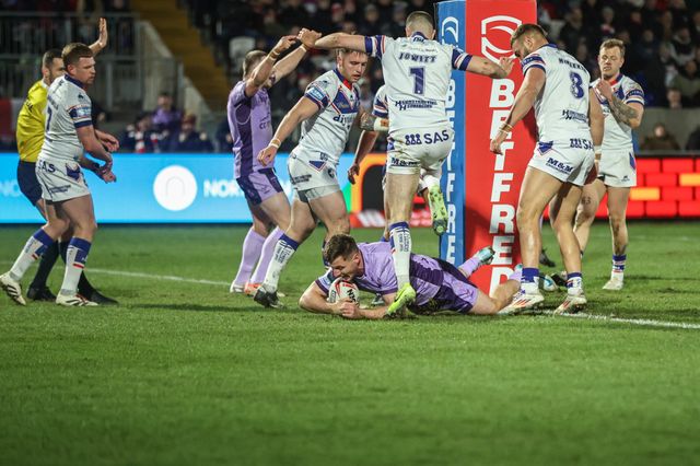 Betfred Super League Round 2 Wakefield Trinity v Hull KR