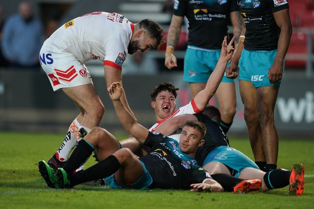 Betfred Super League Round 19 St Helens vs Leeds Rhinos
