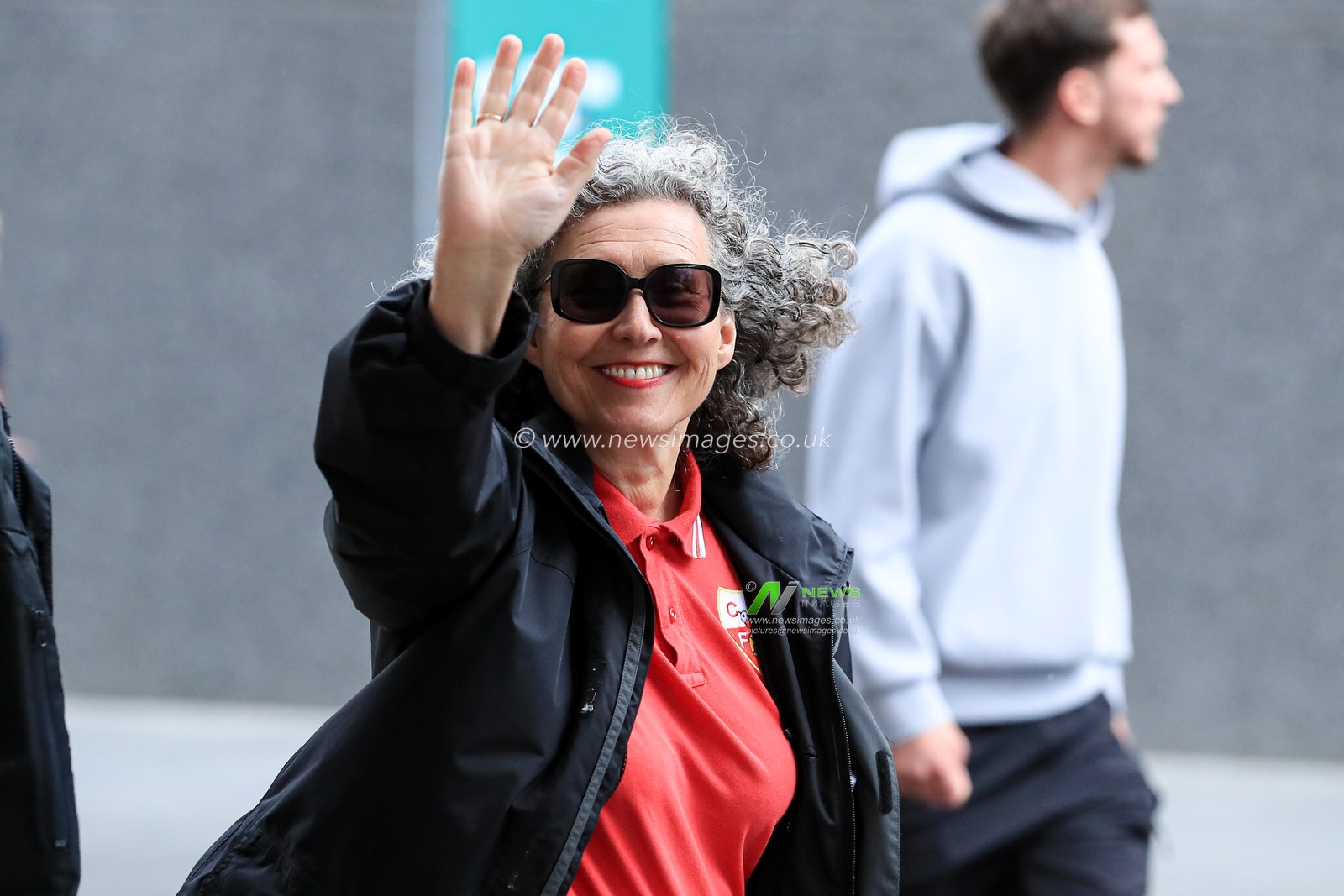 Charlton Athletic fan arrives in stadium ahead of the Sky Bet League 1 Playoff Final match Charlton Athletic vs Leyton Orient at Wembley Stadium, London, United Kingdom, 25th May 2025

(Photo by Jorge Horsted/News Images)