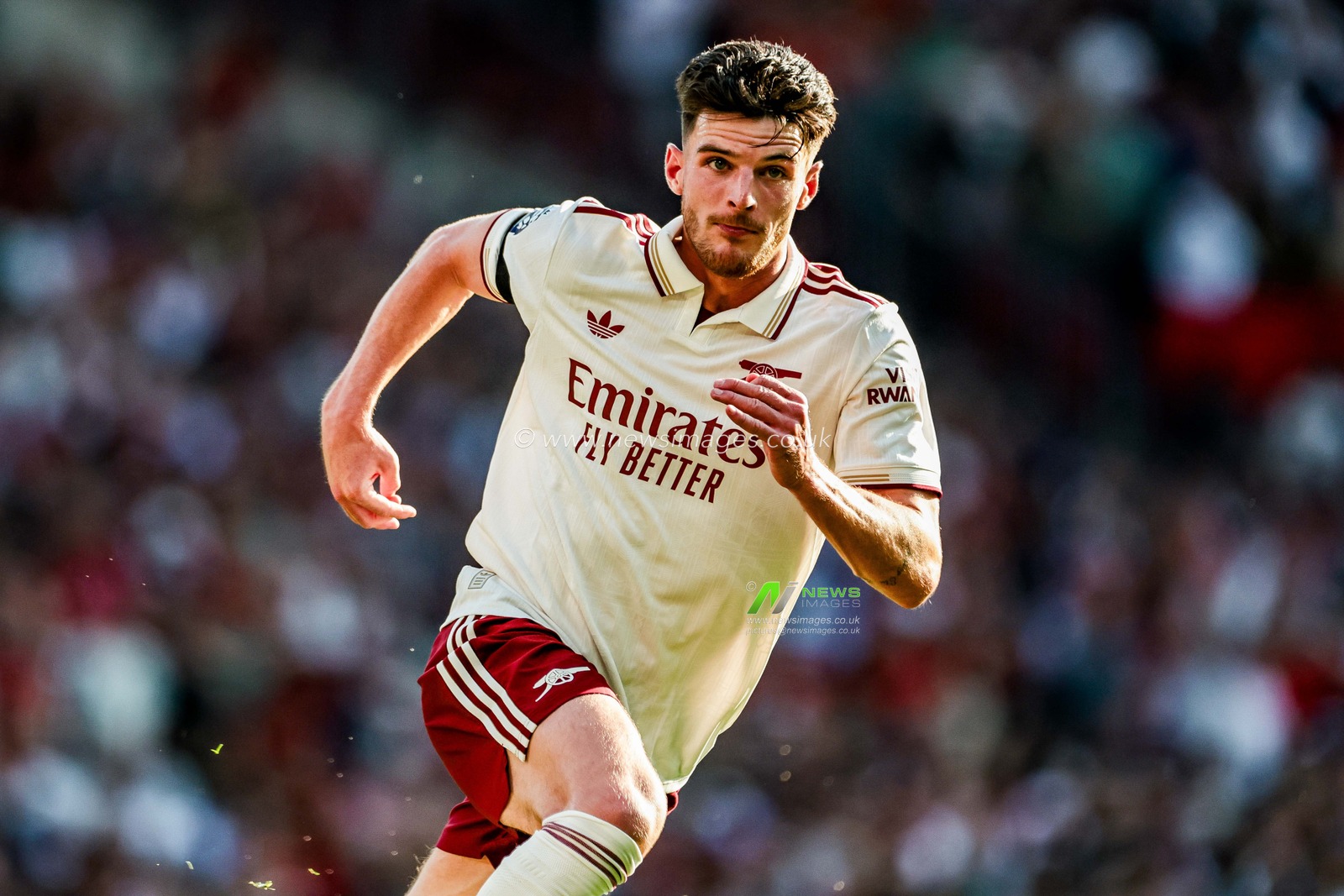 Declan Rice of Arsenal in action during the Premier League match Manchester United vs Arsenal at Old Trafford, Manchester, United Kingdom, 17th August 2025

(Photo by Mark Cosgrove/News Images)