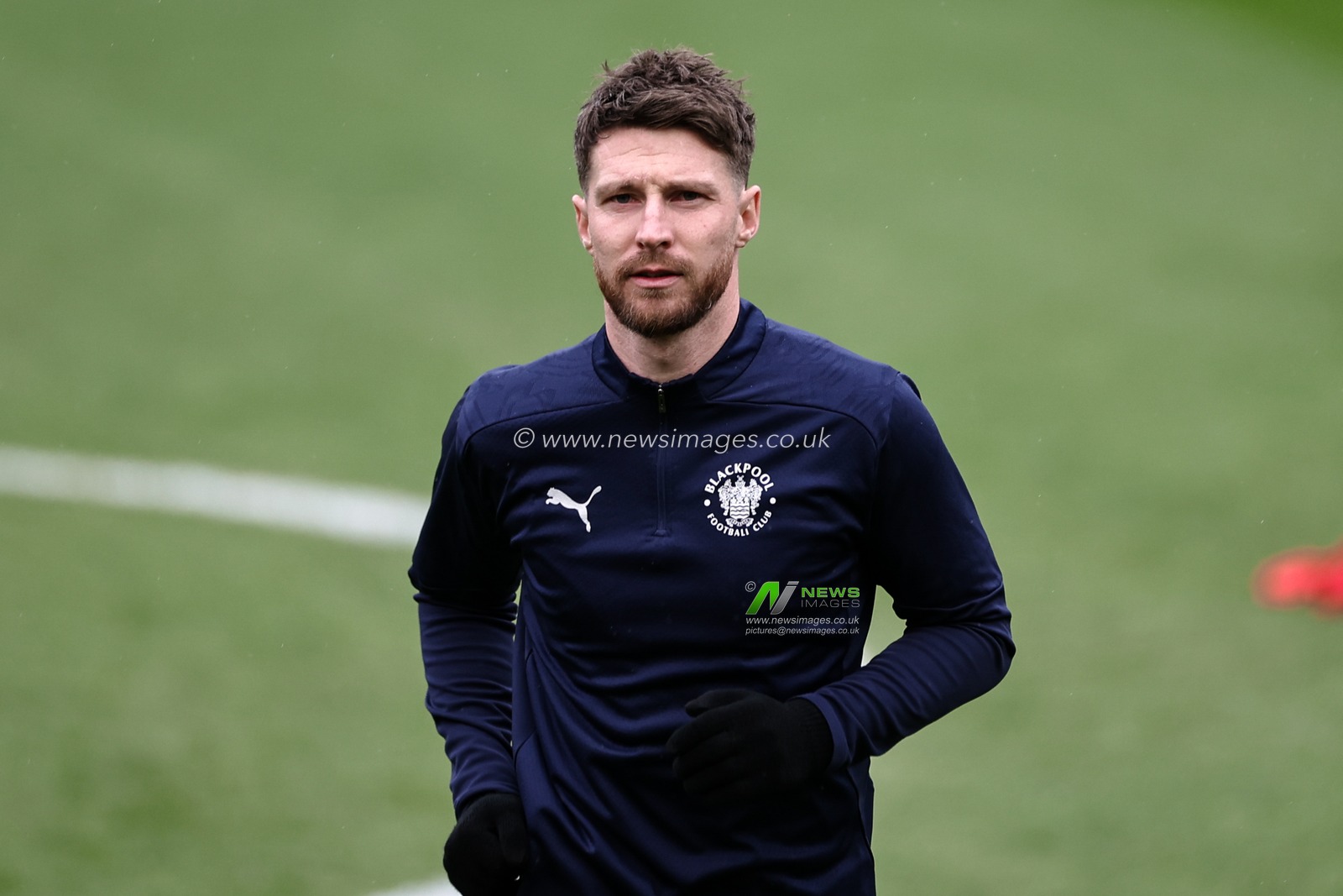 James Husband of Blackpool in the pregame warmup session during the Sky Bet League 1 match Blackpool vs Bolton Wanderers at Bloomfield Road, Blackpool, United Kingdom, 29th March 2025

(Photo by Mark Cosgrove/News Images)