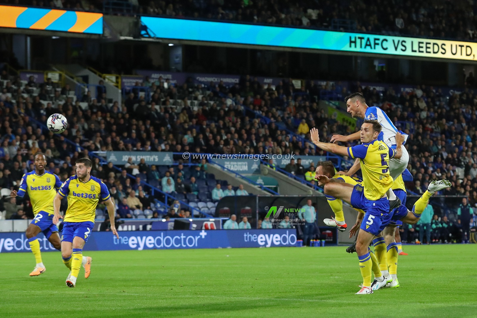 Matty Pearson #4 of Huddersfield Town scores a goal to make it 1-0 during the Sky Bet Championship match Huddersfield Town vs Stoke City at John Smith's Stadium, Huddersfield, United Kingdom, 20th September 2023

(Photo by Gareth Evans/News Images)