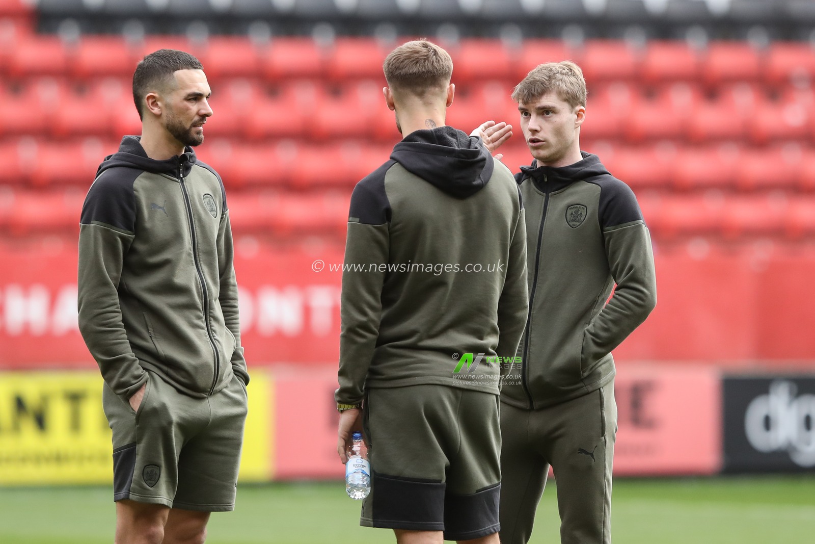 Luca Connell of Barnsley, Adam Phillips of Barnsley and John Mcatee of Barnsley during the Sky Bet League 1 match Charlton Athletic vs Barnsley at The Valley, London, United Kingdom, 6th April 2024

(Photo by Alfie Cosgrove/News Images)