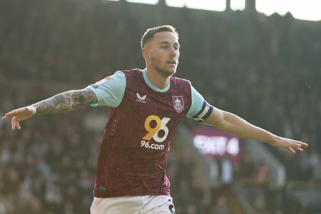 Sky Bet Championship Burnley v Luton Town