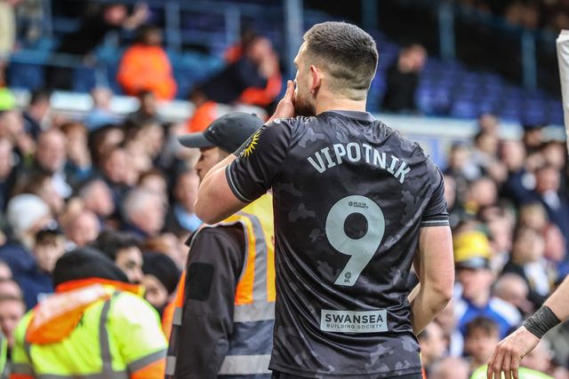 Sky Bet Championship Leeds United v Swansea City