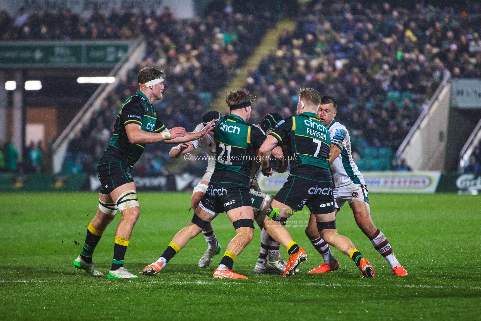 Harry Wells makes a carry with support from Cameron Henderson and Handre Pollard during the Gallagher Premiership match Northampton Saints vs Leicester Tigers at Cinch Stadium at Franklin's Gardens, Northampton, United Kingdom, 21st March 2025

(Photo by Craig Evans/News Images)