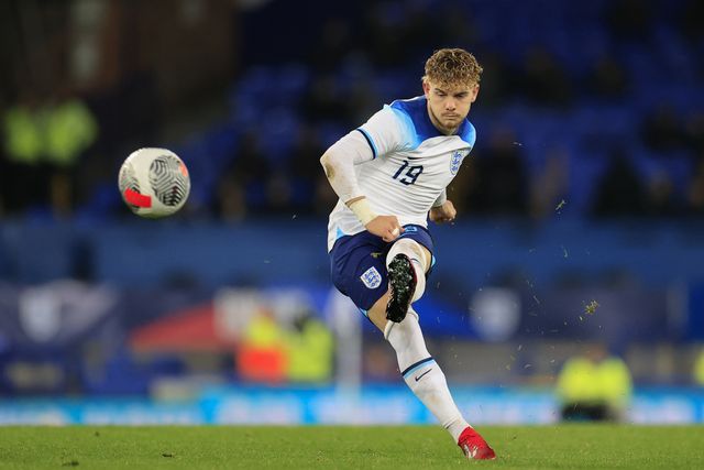Harvey Elliott #19 of England U21 scores to make it 2-0 during the UEFA Euro U21 Qualifiers match England U21 vs Northern Ireland U21 at Goodison Park, Liverpool, United Kingdom, 21st November 2023

(Photo by Conor Molloy/News Images)