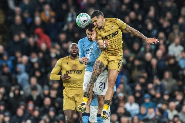 Daniel Munoz of Crystal Palace jumps up to win the high ball during the Premier League match Manchester City vs Crystal Palace at Etihad Stadium, Manchester, United Kingdom on 13 May 2026

(Photo by Mark Cosgrove/News Images)