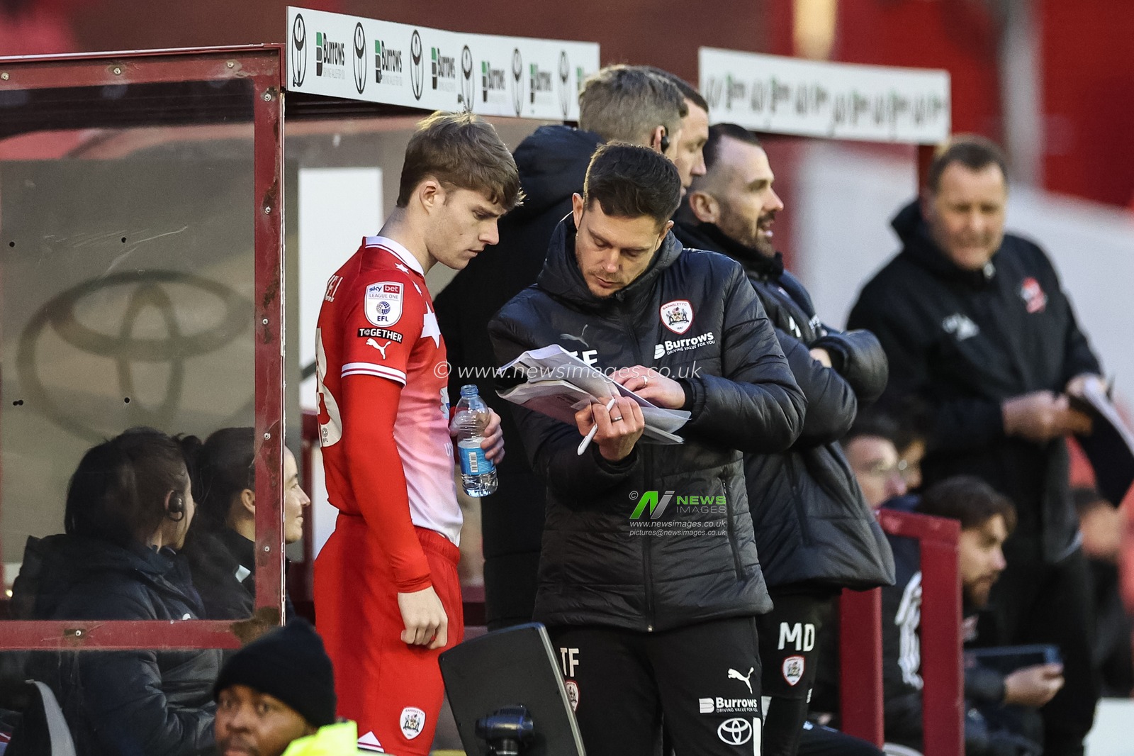 Luca Connell of Barnsley takes instructions as he prepares to come on during the Sky Bet League 1 match Barnsley vs Exeter City at Oakwell, Barnsley, United Kingdom, 27th January 2024

(Photo by Mark Cosgrove/News Images)