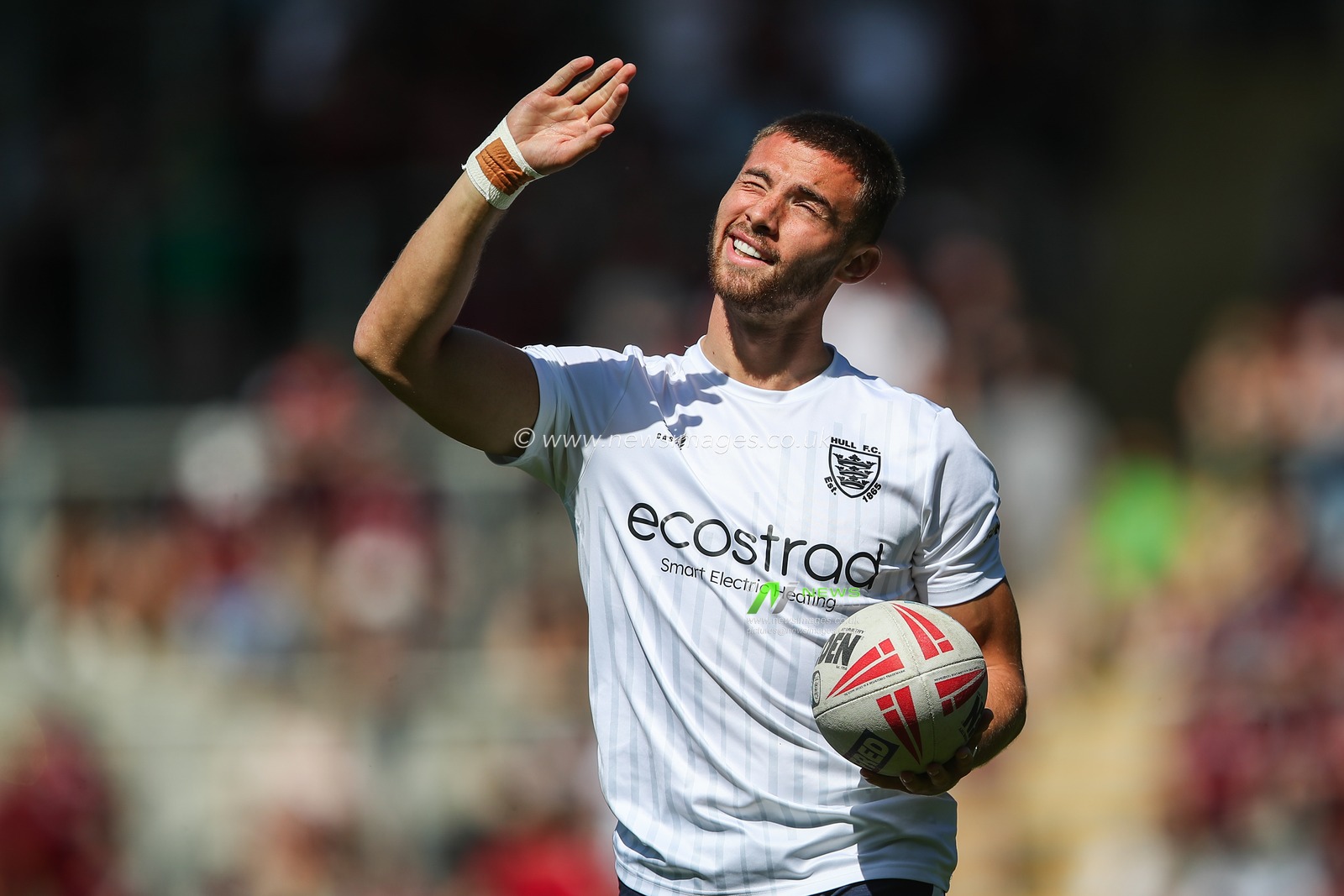 Jack Walker of Hull FC during the pre-game warm up ahead of the Betfred Super League Round 21 match Leigh Leopards vs Hull FC at Leigh Sports Village, Leigh, United Kingdom, 11th August 2024

(Photo by Gareth Evans/News Images)