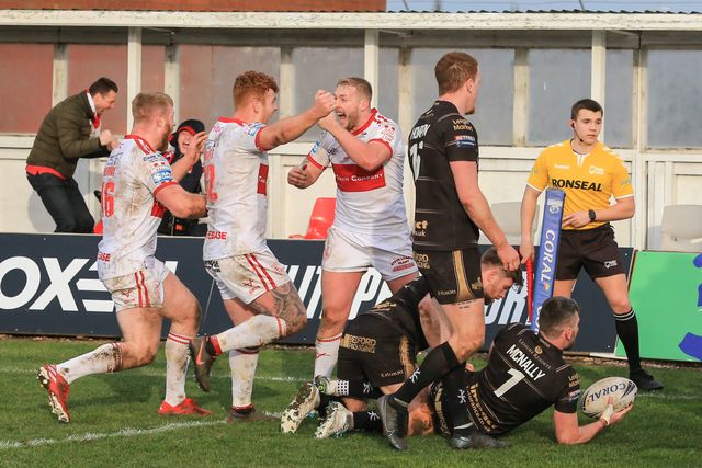 Coral Challenge Cup Round 5 Hull KR v Leigh Centurions