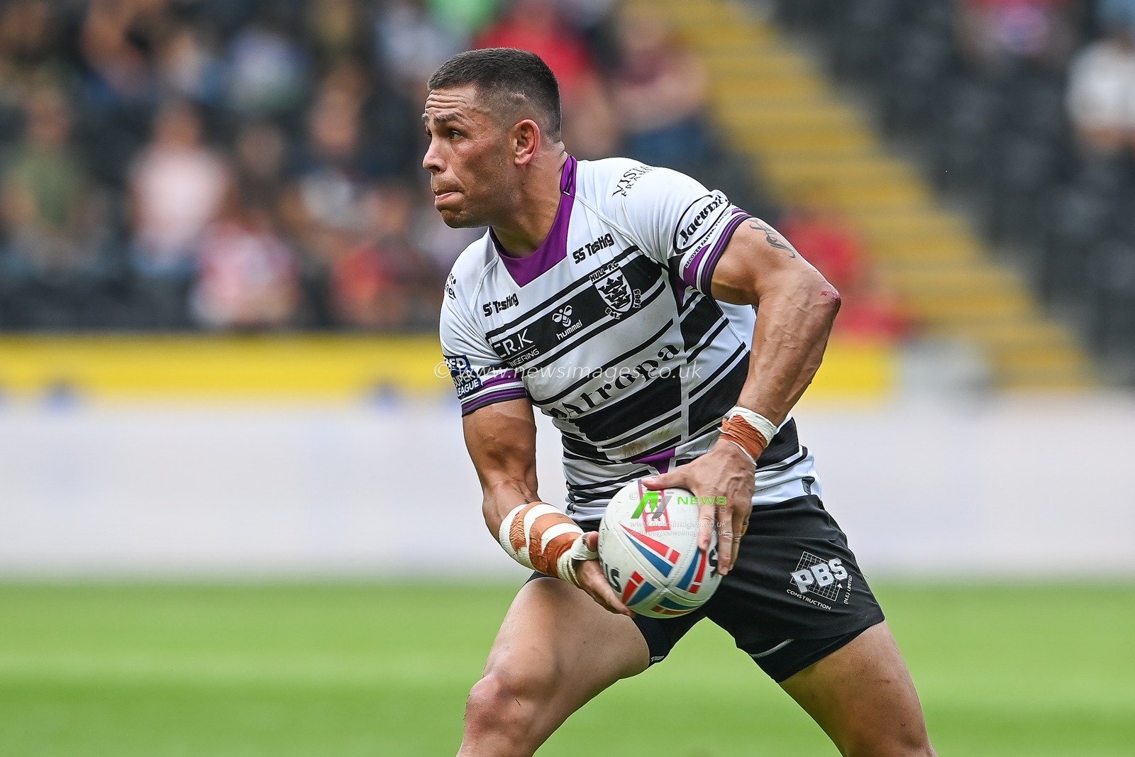 Will Smith #40 of Hull FC during the Betfred Super League match Hull FC vs Hull KR at MKM Stadium, Hull, United Kingdom, 3rd September 2022

(Photo by Craig Thomas/News Images)