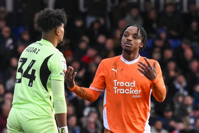 Niall Ennis of Blackpool encourages the fans during the Sky Bet League 1 match Stockport County vs Blackpool at Edgeley Park Stadium, Stockport, United Kingdom, 1st March 2025

(Photo by Craig Thomas/News Images)