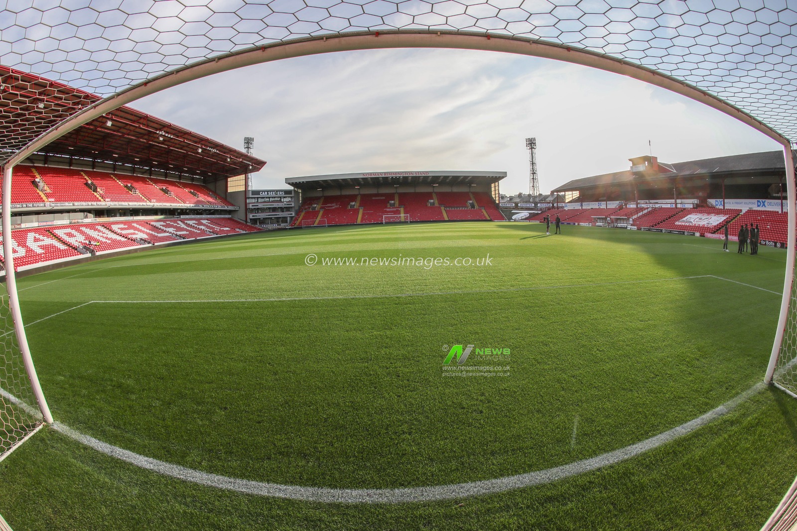 A general view of Oakwell during the EFL Trophy match Barnsley vs Manchester City U21 at Oakwell, Barnsley, United Kingdom, 26th September 2023

(Photo by Alfie Cosgrove/News Images)