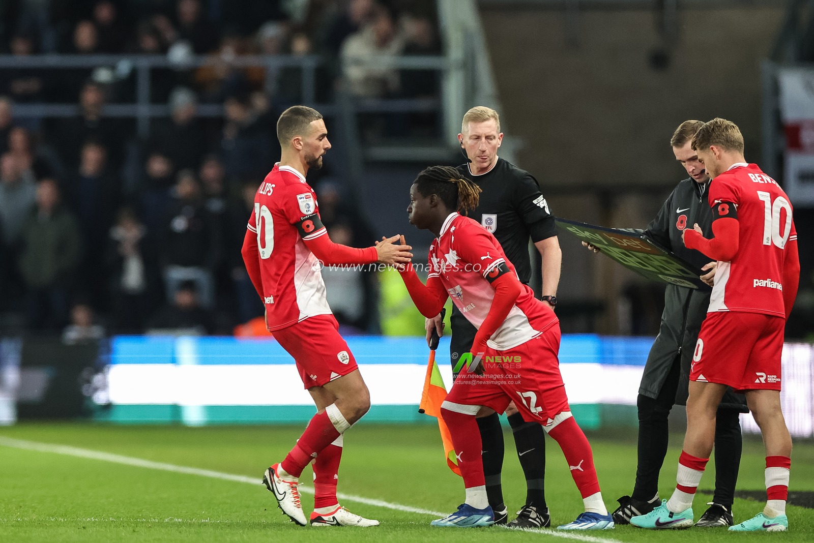 Adam Phillips #30 of Barnsley is substituted for FÃ¡bio JalÃ³ #12 of Barnsley during the Sky Bet League 1 match Derby County vs Barnsley at Pride Park Stadium, Derby, United Kingdom, 11th November 2023

(Photo by Mark Cosgrove/News Images)