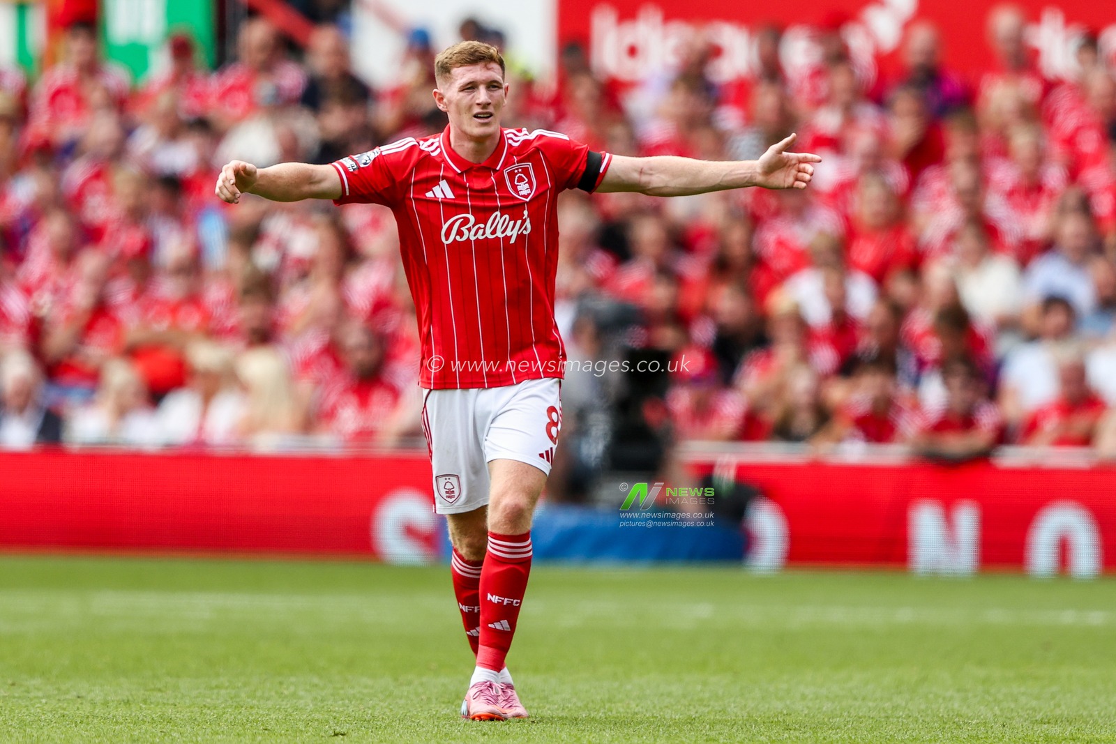 Elliot Anderson of Nottingham Forest reacts during the Premier League match Nottingham Forest vs Brentford at City Ground, Nottingham, United Kingdom, 17th August 2025

(Photo by Alfie Cosgrove/News Images)