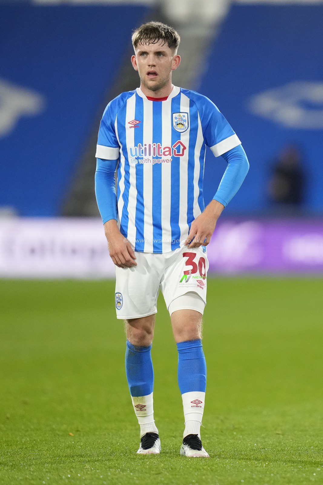Ben Jackson #30 of Huddersfield Town during the Sky Bet Championship match Huddersfield Town vs Preston North End at John Smith's Stadium, Huddersfield, United Kingdom, 18th October 2022

(Photo by Steve Flynn/News Images)