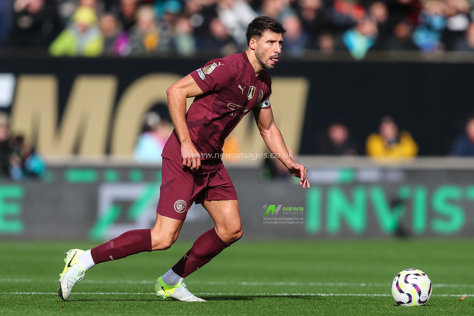 RÃºben Dias of Manchester City in action during the Premier League match Wolverhampton Wanderers vs Manchester City at Molineux, Wolverhampton, United Kingdom, 20th October 2024

(Photo by Gareth Evans/News Images)