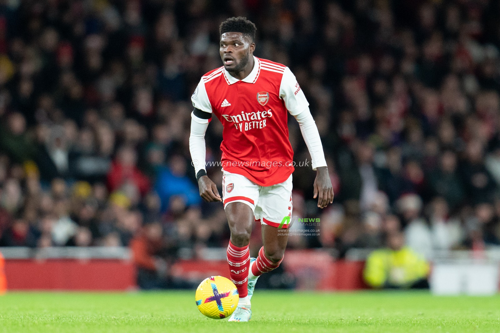 Thomas Partey #5 of Arsenal during the Premier League match Arsenal vs West Ham United at Emirates Stadium, London, United Kingdom, 26th December 2022

(Photo by Richard Washbrooke/News Images)