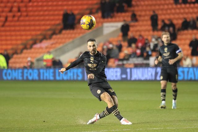 Bristol Street Motors Trophy Blackpool v Barnsley