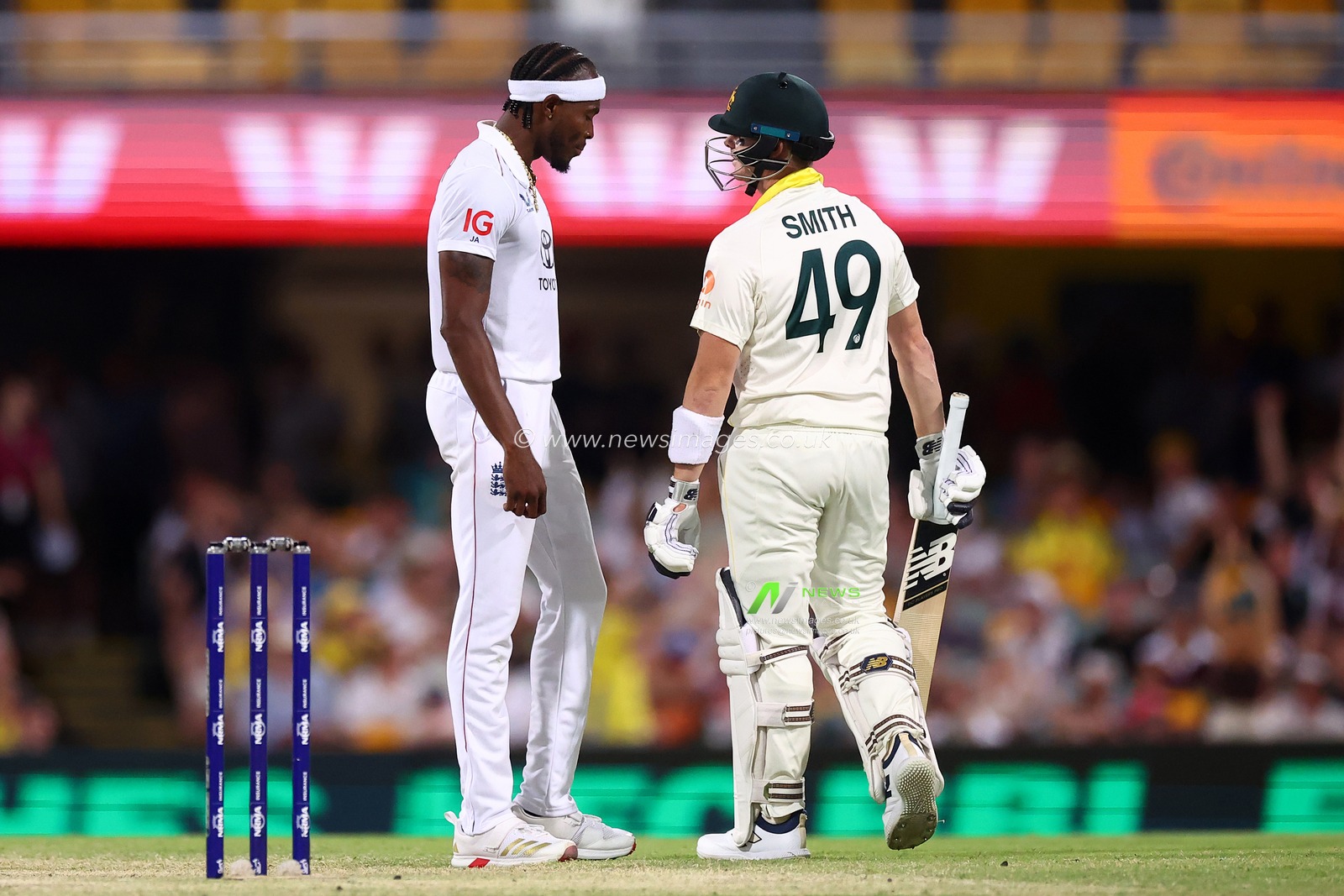 Jofra Archa of England and Steve Smith of Australia react during the day 4 of the Second Test in the NRMA Insurance Ashes Series Australia vs England at The Gabba, Brisbane Cricket Ground, Brisbane, Australia, 7th December 2025

(Photo by Pat Hoelscher/News Images)

*** GER AUT SUI OUT ***