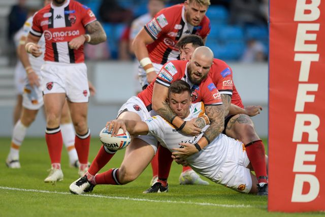 Betfred Super League Salford Red Devils v Catalans Dragons