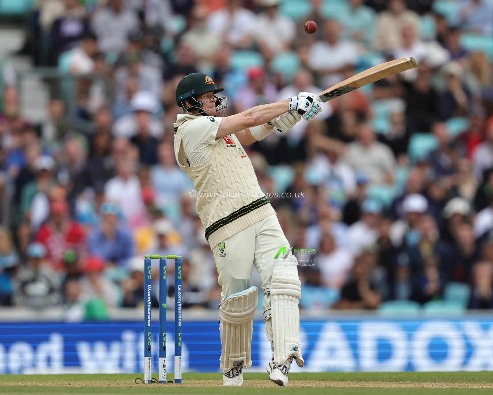 Steven Smith of Australia closes his eyes as he swings at the ball during the LV= Insurance Ashes Fifth Test Series Day Five England v Australia at The Kia Oval, London, United Kingdom, 31st July 2023

(Photo by Mark Cosgrove/News Images)