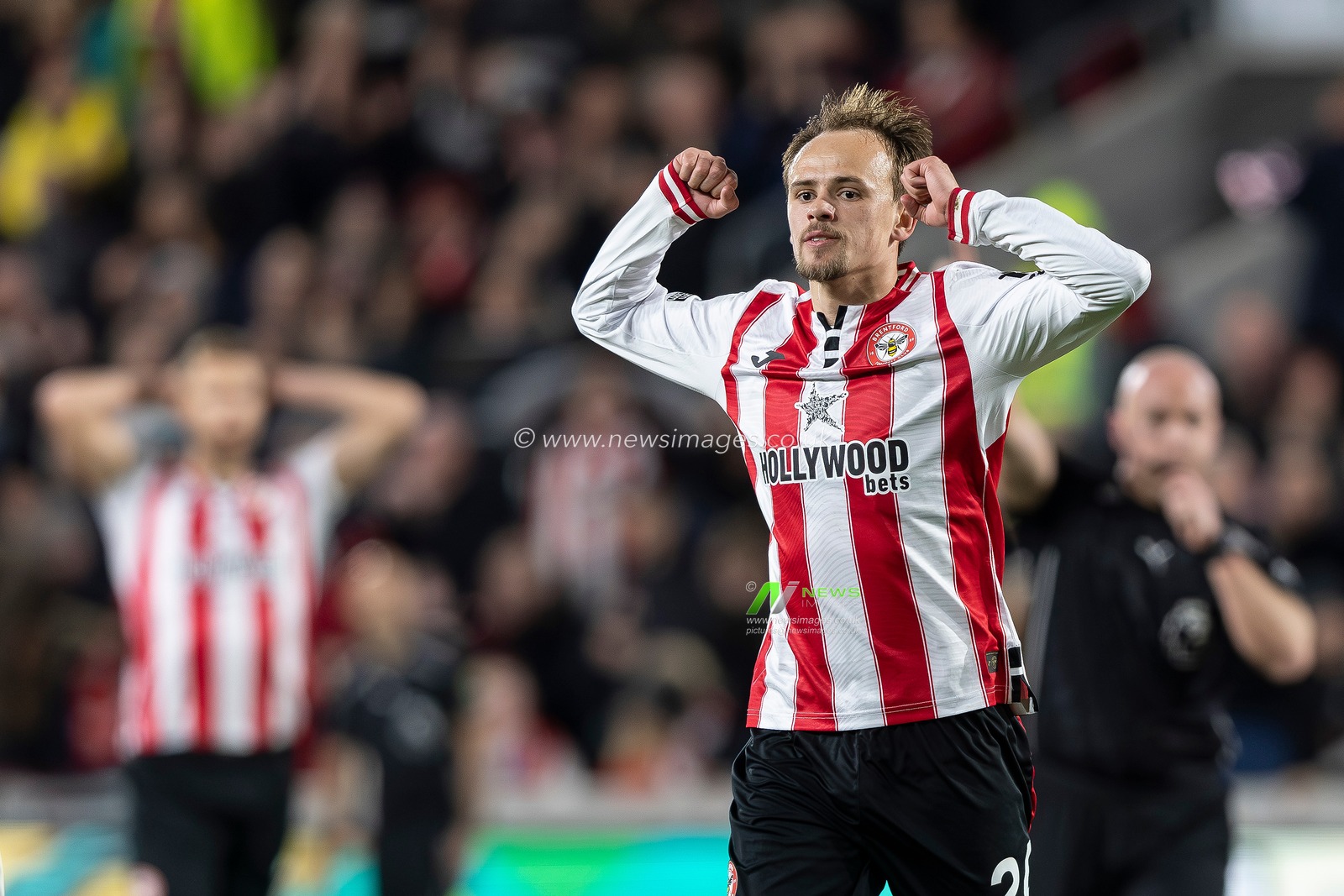 Mikkel Damsgaard of Brentford rues a missed chance on goal during the Premier League match Brentford vs Liverpool at The Gtech Community Stadium, London, United Kingdom, 25th October 2025

(Photo by Ian Stephen/News Images)