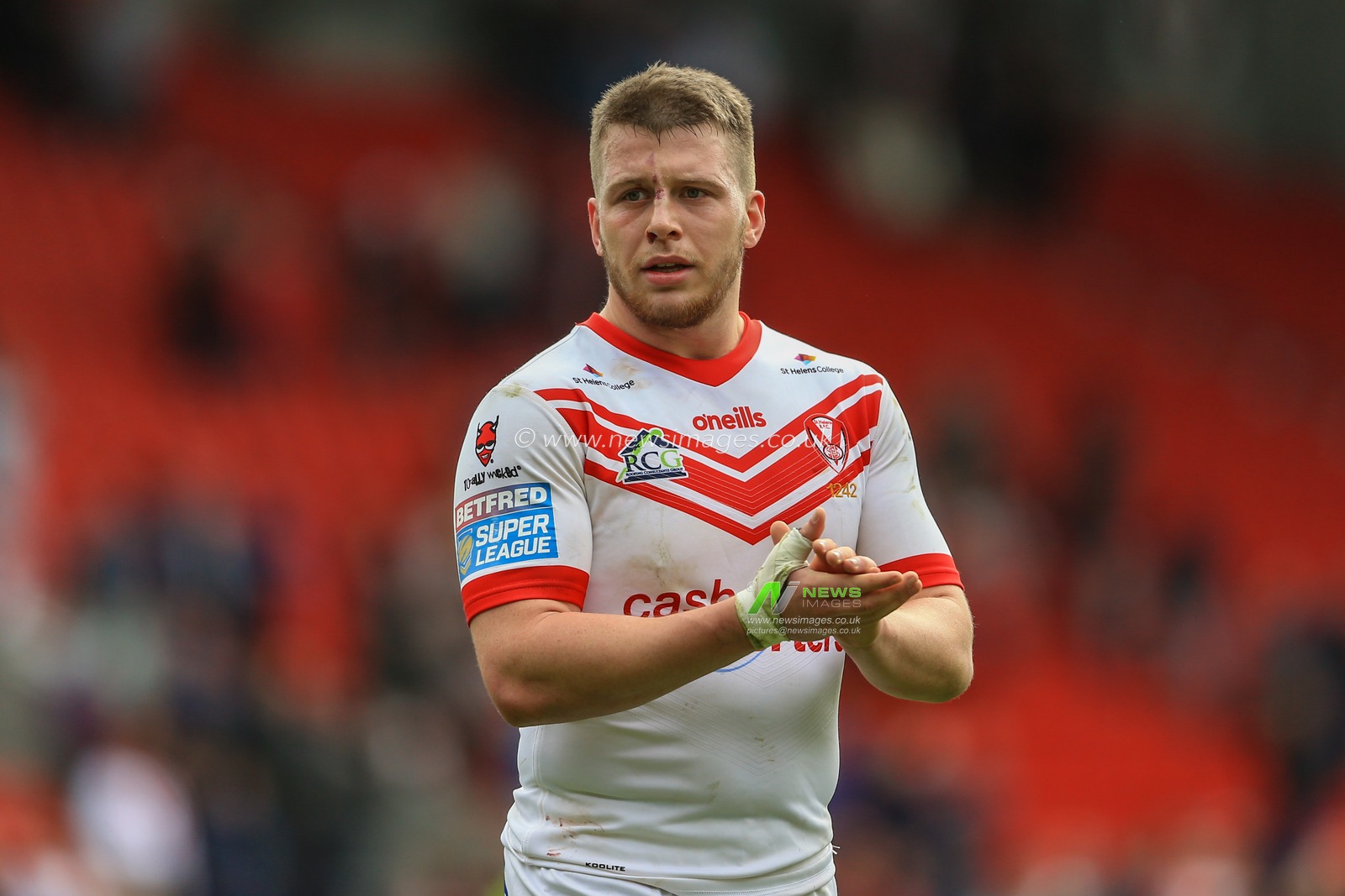 28th April 2019 , Totally Wicked Stadium, St Helens, England;  Betfred Super League, Round 13, St Helens vs Catalans Dragons ; Matthew Costello (24) of St Helens and hat-tick hero applauds the fans as Saints win 50-14

Credit: Mark Cosgrove/News Images